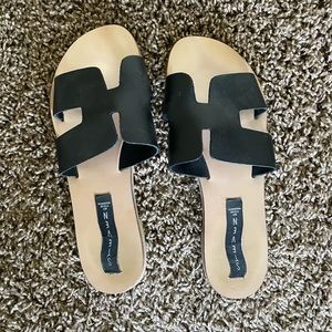 Blac Steven by Steve Madden sandals size 8.5